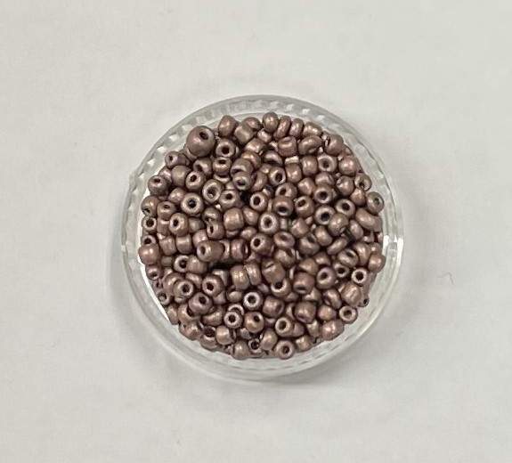 Rose pâle métallique