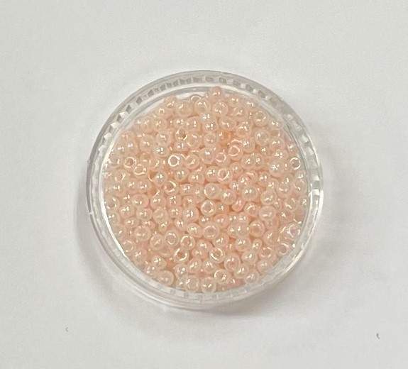 Rose poudre brillant